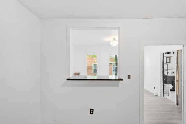 15 Redman Pl, Fitchburg, MA 01420