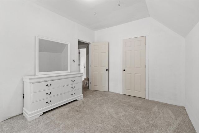 15 Redman Pl, Fitchburg, MA 01420