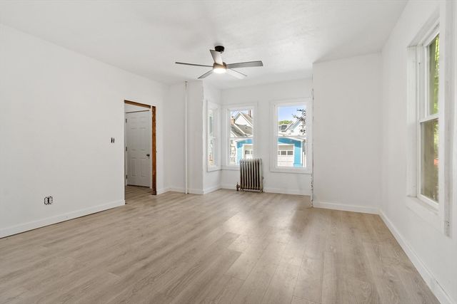 15 Redman Pl, Fitchburg, MA 01420