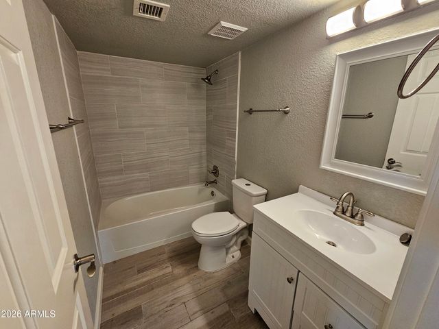 10301 N 70TH Street 224, Paradise Valley, AZ 85253