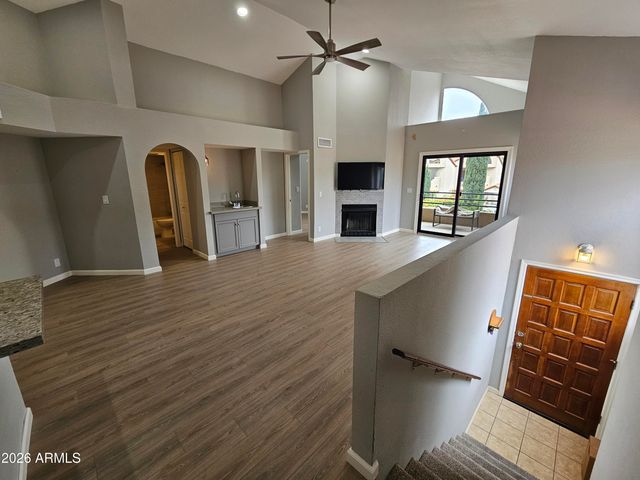 10301 N 70TH Street 224, Paradise Valley, AZ 85253