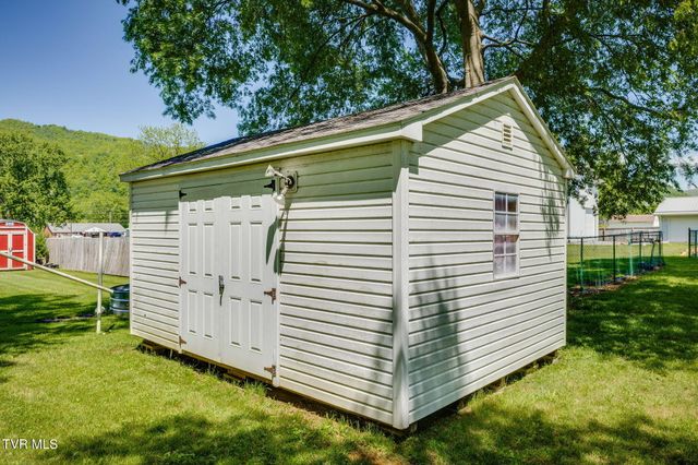 315 9th Street, Erwin, TN 37650