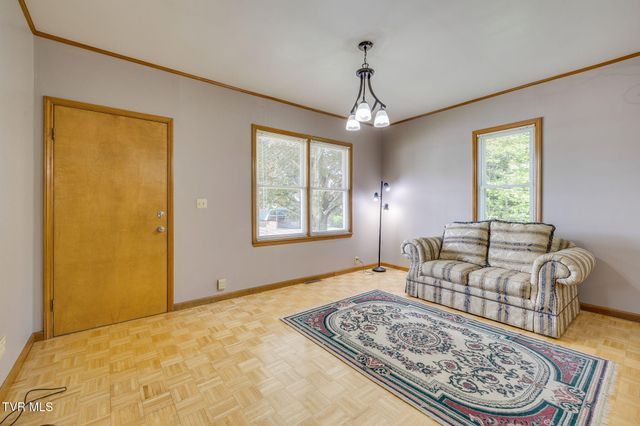 315 9th Street, Erwin, TN 37650