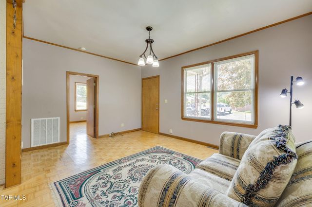 315 9th Street, Erwin, TN 37650