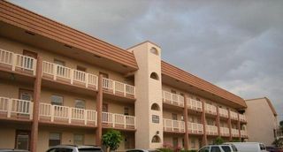9380 Sunrise Lakes Blvd 206, Sunrise, FL 33322