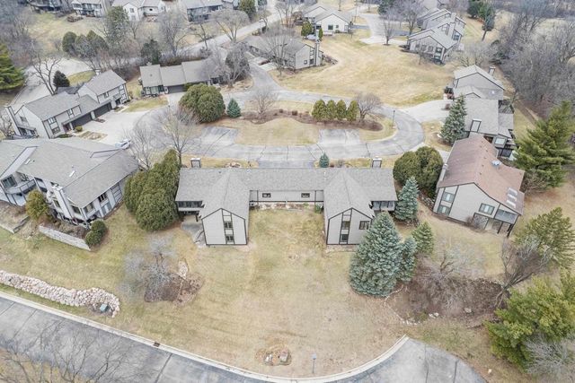 314 Country View Court, Janesville, WI 53548