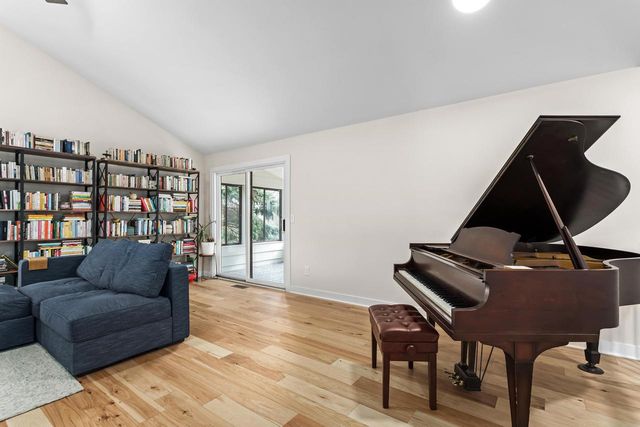 314 Country View Court, Janesville, WI 53548