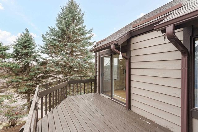 314 Country View Court, Janesville, WI 53548