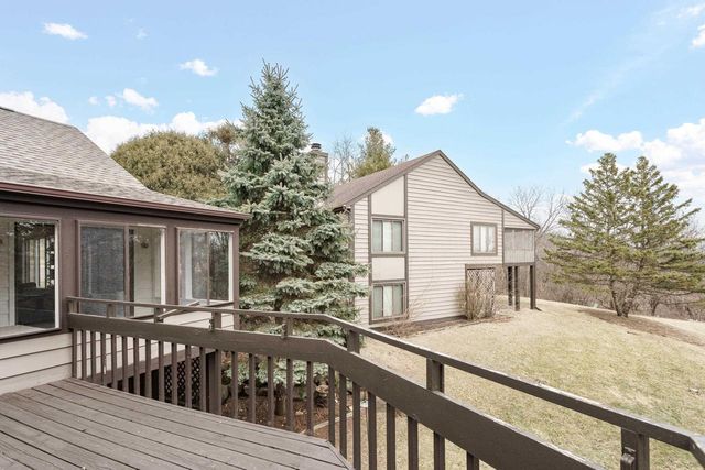 314 Country View Court, Janesville, WI 53548