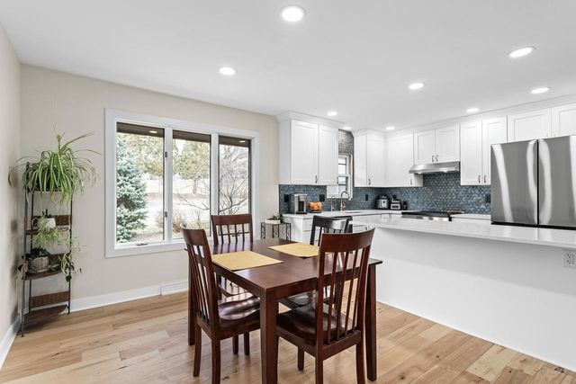 314 Country View Court, Janesville, WI 53548