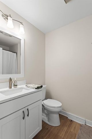 314 Country View Court, Janesville, WI 53548