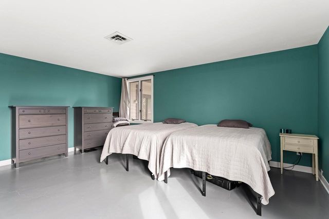 314 Country View Court, Janesville, WI 53548