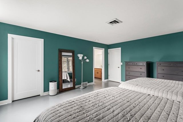 314 Country View Court, Janesville, WI 53548