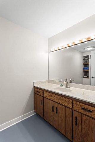 314 Country View Court, Janesville, WI 53548