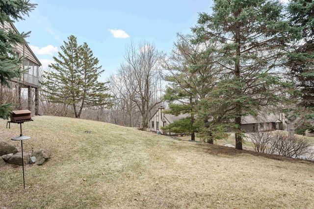 314 Country View Court, Janesville, WI 53548