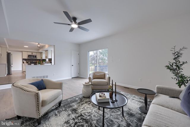 40 GUNPOWDER LN, Reading, PA 19606