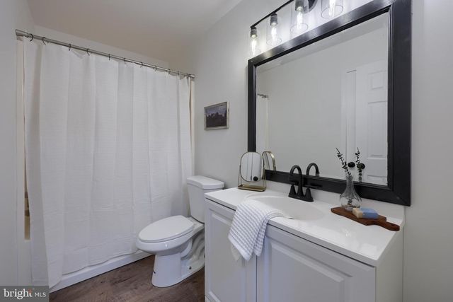 40 GUNPOWDER LN, Reading, PA 19606