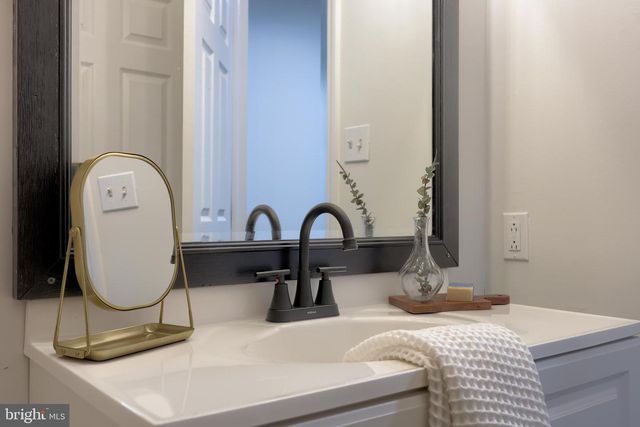 40 GUNPOWDER LN, Reading, PA 19606