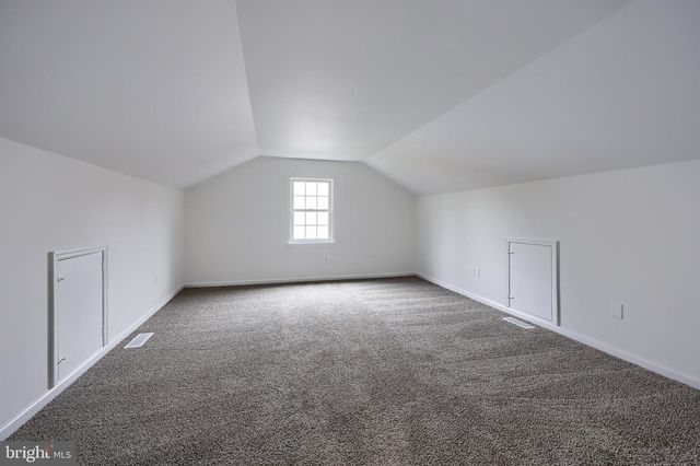 40 GUNPOWDER LN, Reading, PA 19606