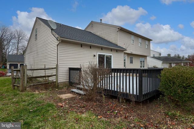 40 GUNPOWDER LN, Reading, PA 19606