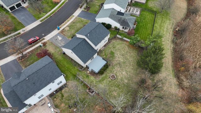 40 GUNPOWDER LN, Reading, PA 19606