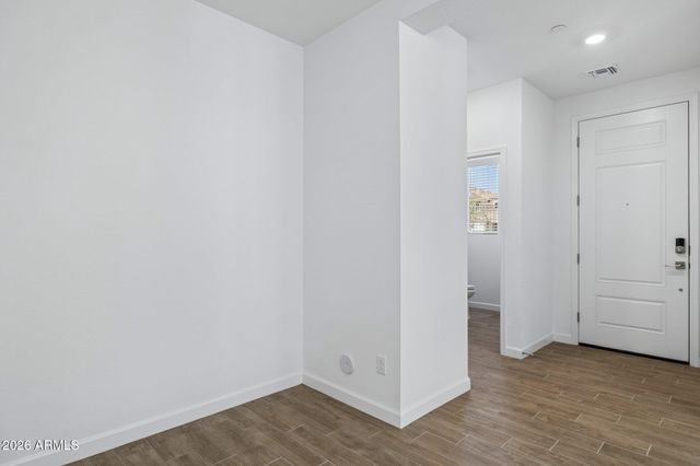 32673 N SMOKE VIEW Trail, Peoria, AZ 85383