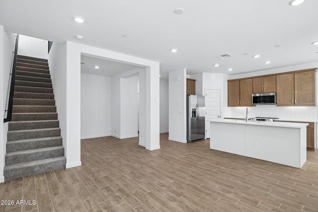 32673 N SMOKE VIEW Trail, Peoria, AZ 85383
