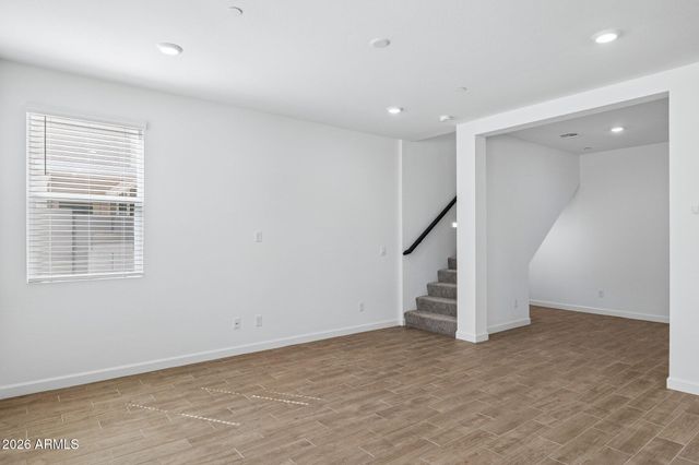32673 N SMOKE VIEW Trail, Peoria, AZ 85383