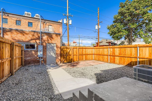 465 S Lincoln Street, Denver, CO 80209