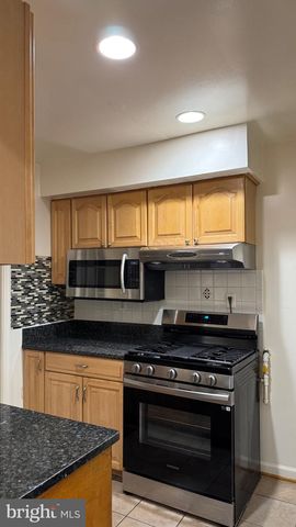 3204 HENDERSON AVE, Silver Spring, MD 20902