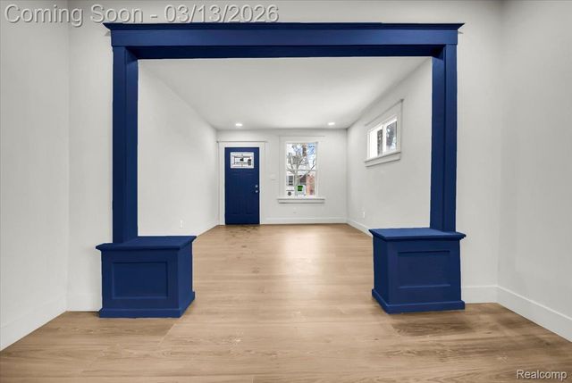 21 North Street, Highland Park, MI 48203