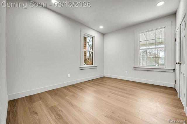 21 North Street, Highland Park, MI 48203