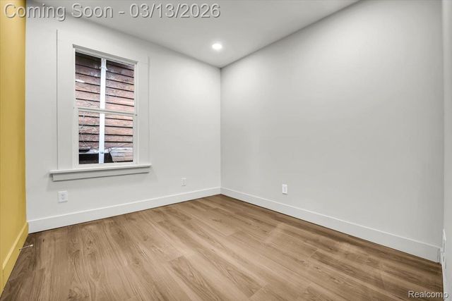 21 North Street, Highland Park, MI 48203