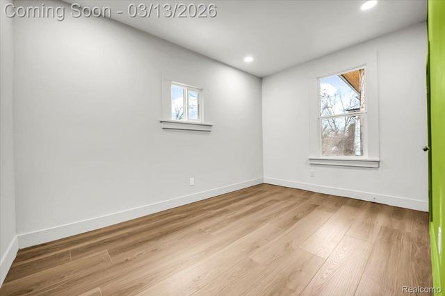21 North Street, Highland Park, MI 48203