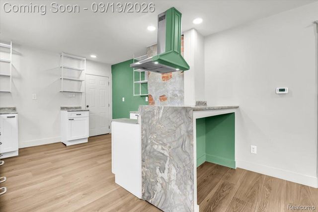 21 North Street, Highland Park, MI 48203
