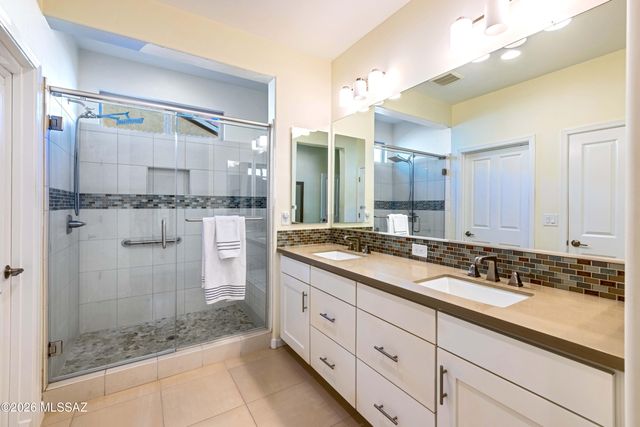 32905 S Hyrax, Oracle, AZ 85623