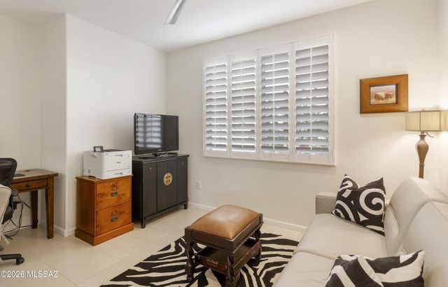 32905 S Hyrax, Oracle, AZ 85623