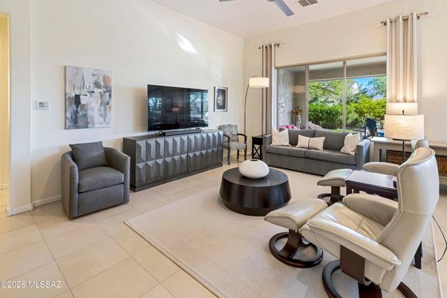 32905 S Hyrax, Oracle, AZ 85623