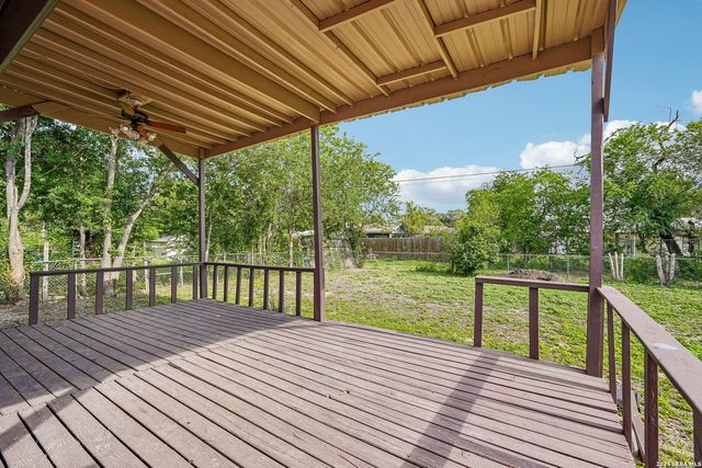 215 Hialeah Ave, San Antonio, TX 78218