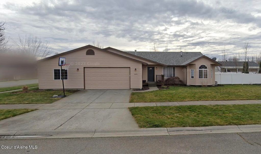 8474 W Colorado St, Rathdrum, ID 83858