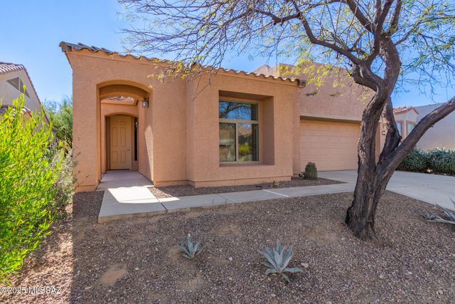 569 W Shadow Wood Street, Green Valley, AZ 85614