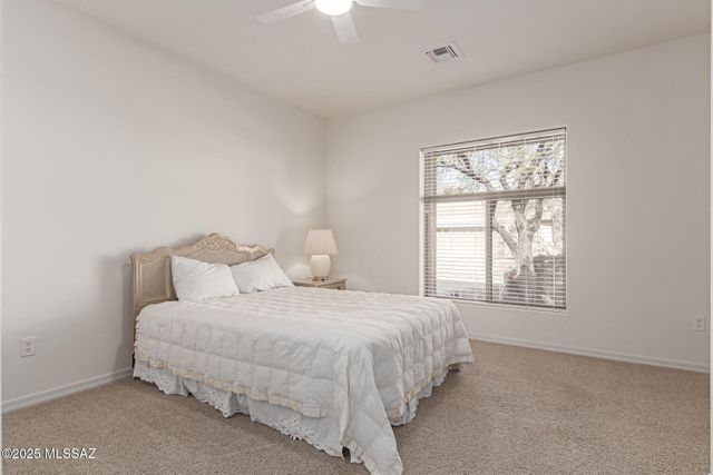 569 W Shadow Wood Street, Green Valley, AZ 85614
