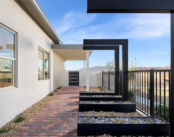 10285 Grey Poplar Court, Las Vegas, NV 89166