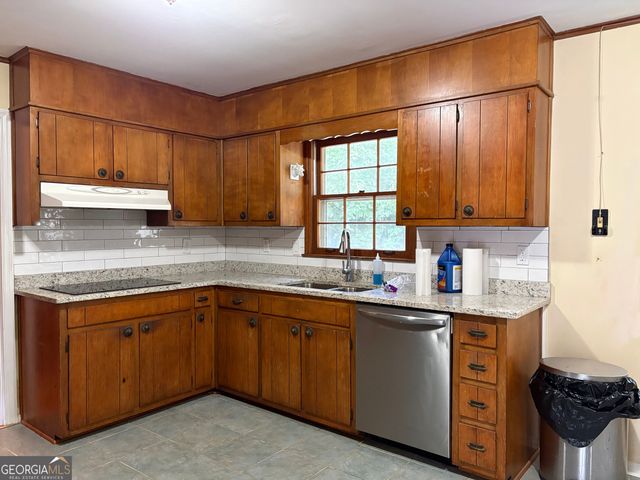 1481 Drayton Woods Drive, Tucker, GA 30084
