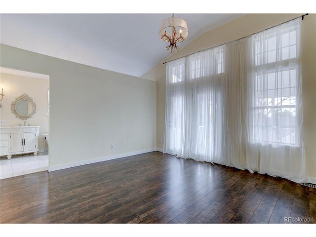 8252 S Balsam Ct, Littleton, CO 80128