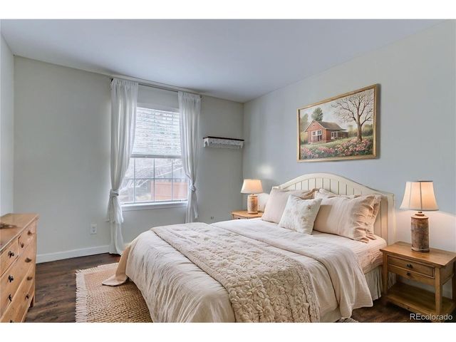 8252 S Balsam Ct, Littleton, CO 80128