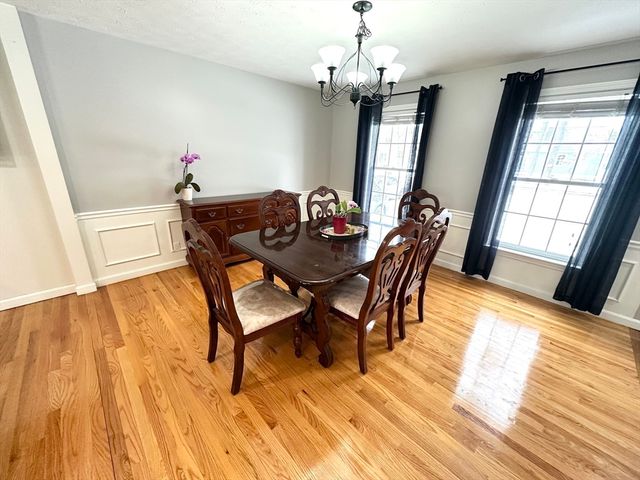 141 Ridge Rd, Nashua, NH 03062