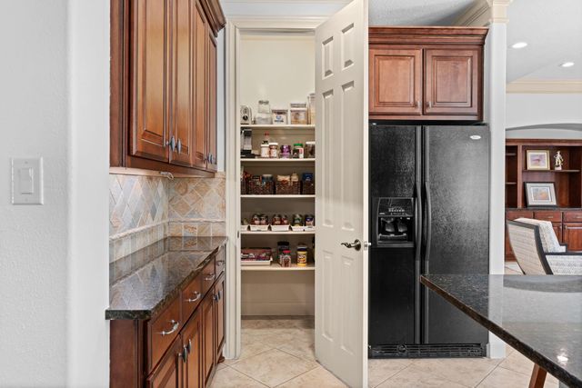 4521 Mayfair Street, Bellaire, TX 77401