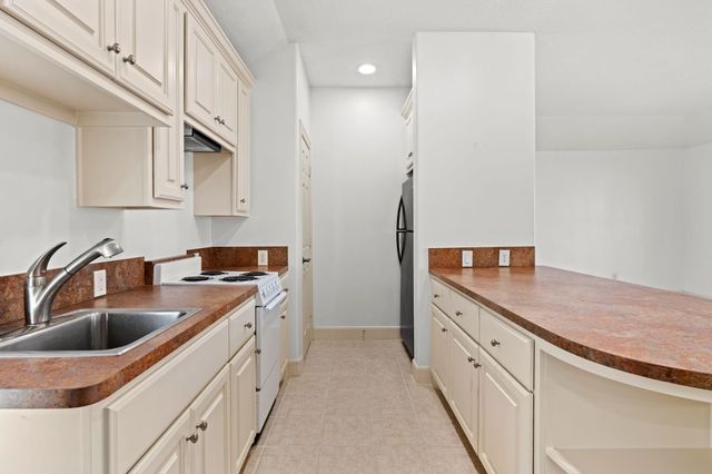 4521 Mayfair Street, Bellaire, TX 77401