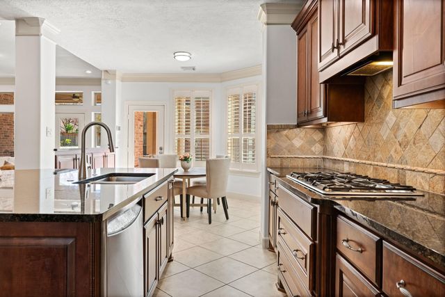 4521 Mayfair Street, Bellaire, TX 77401